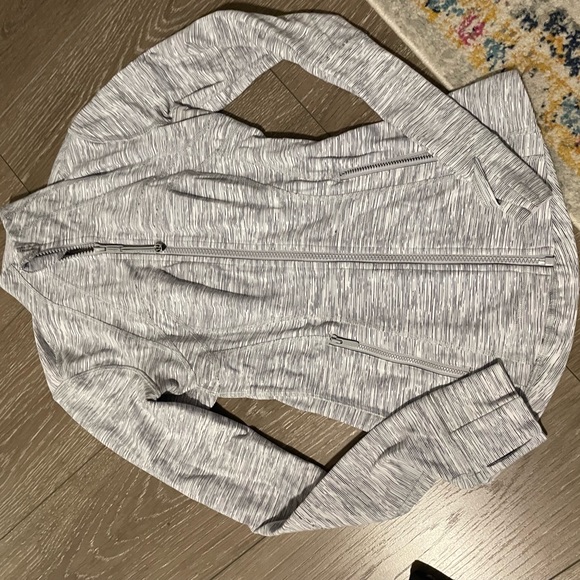 LULULEMON Define Jacket - Heather White - Sz 2 - Picture 2 of 2